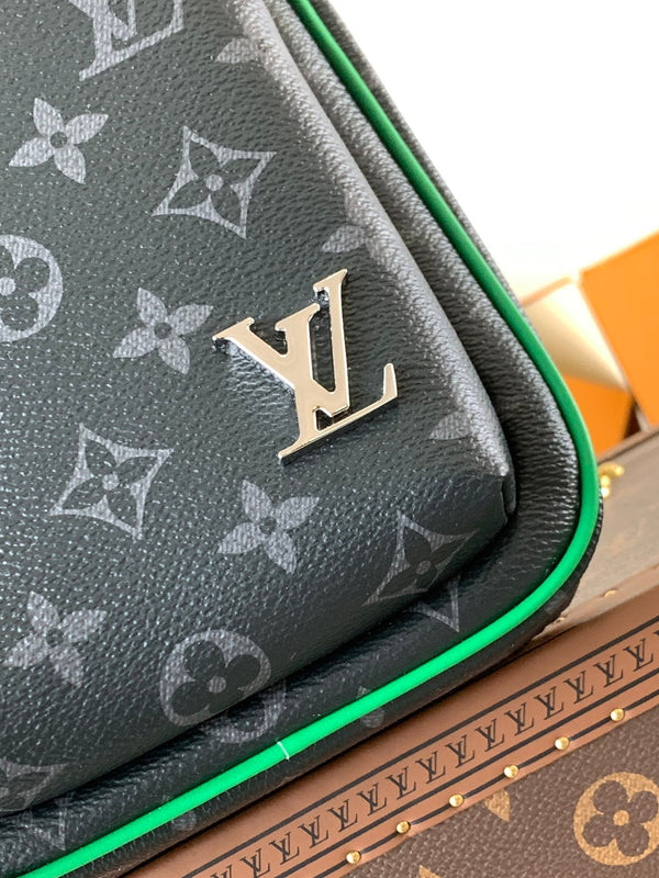 Borsa a tracolla LV Mini Avenue PM 12 cm in tela Monogram Eclipse verde bambù nera