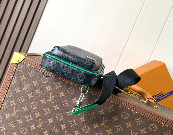 Borsa a tracolla LV Mini Avenue PM 12 cm in tela Monogram Eclipse verde bambù nera