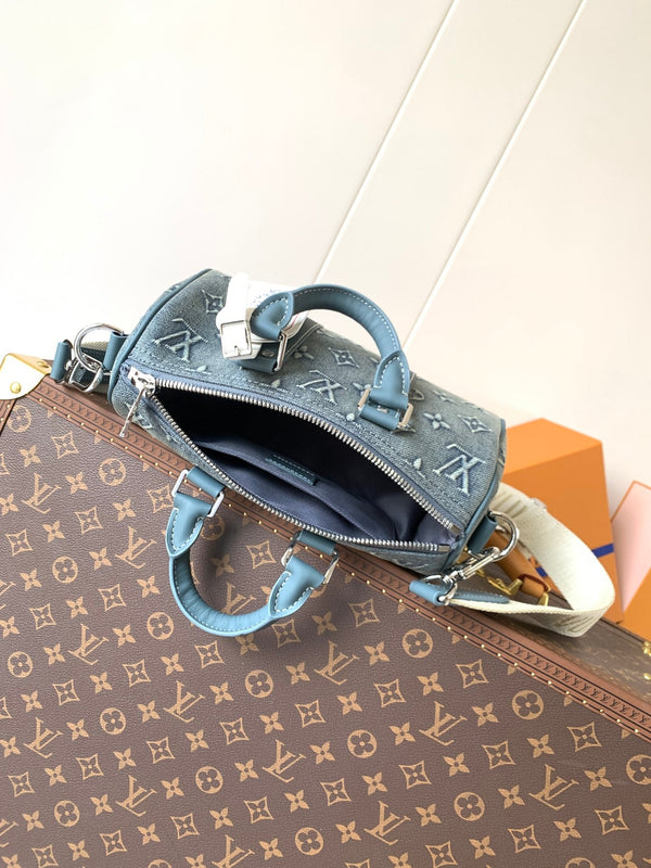 LV Keepall Bandoulière 25 Monogram blu denim lavato e pelle di mucca