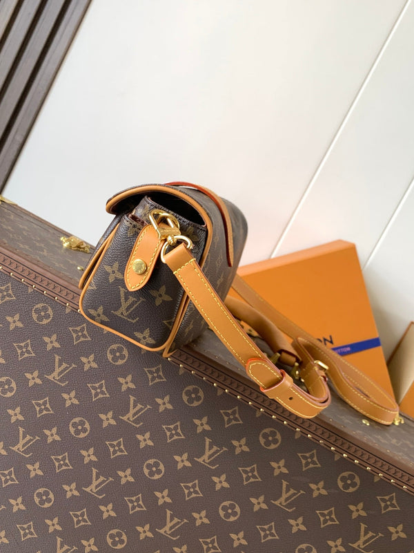 Portafoglio indossabile LV Cargo 23 cm in tela monogramma marrone e pelle di mucca GHW