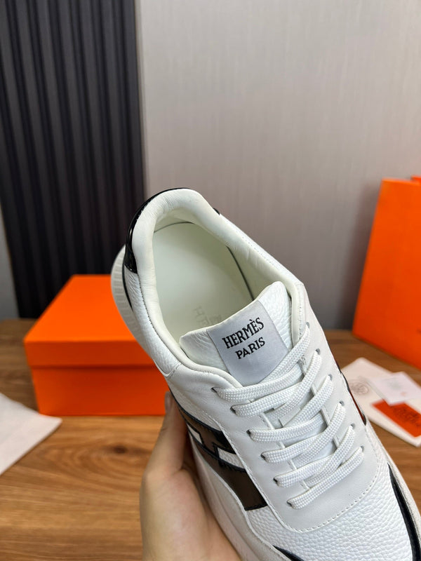 HM Men's Sneaker White Black Cowhide Suede 936373