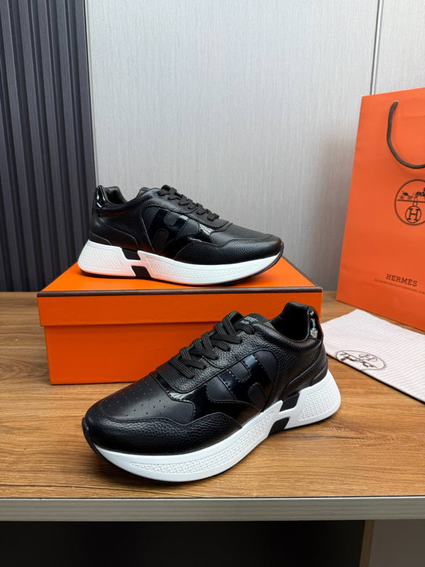 HM Men's Sneaker Black Cowhide 519230
