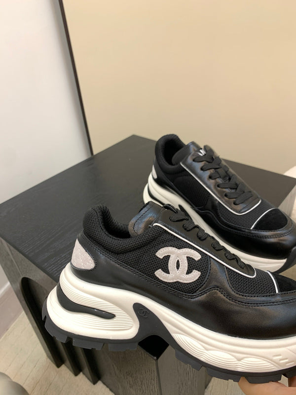 Chanel Sneakers Black White Leather And Mesh Fabric 537186