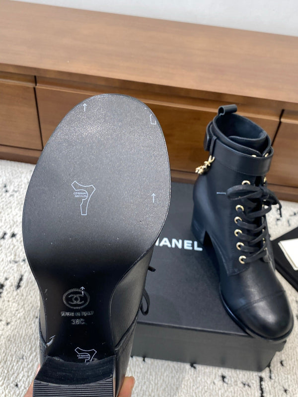 CC Ankle Boots 50mm With Chain Strap Black Calfskin 529289