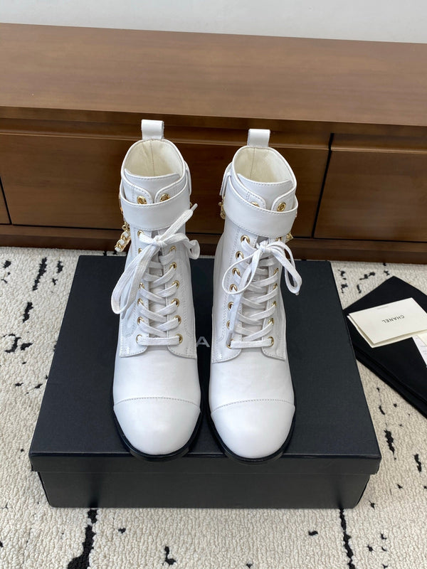 CC Ankle Boots 50mm With Chain Strap White Calfskin 529290