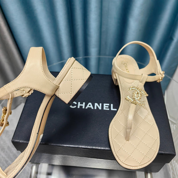 sandalo infradito cc 40 in pelle di vitello beige