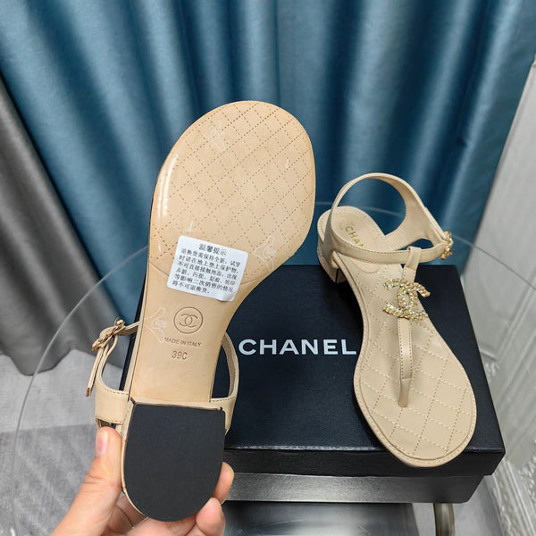 sandalo infradito cc 40 in pelle di vitello beige