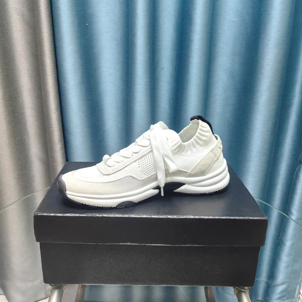 CC Sneaker in pelle scamosciata grigia bianca e tessuto a rete in poliestere