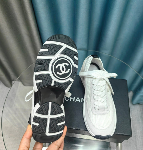 CC Sneaker in pelle scamosciata grigia bianca e tessuto a rete in poliestere