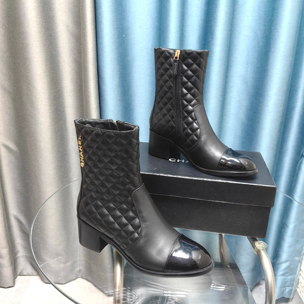 CC Short Boots Black Quilted Calfskin And Lambskin