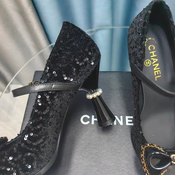 CC High Mary Janes in tessuto con perline nere e pelle di agnello
