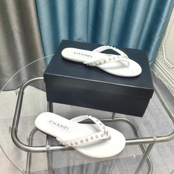 CC Perizoma in velluto bianco perla