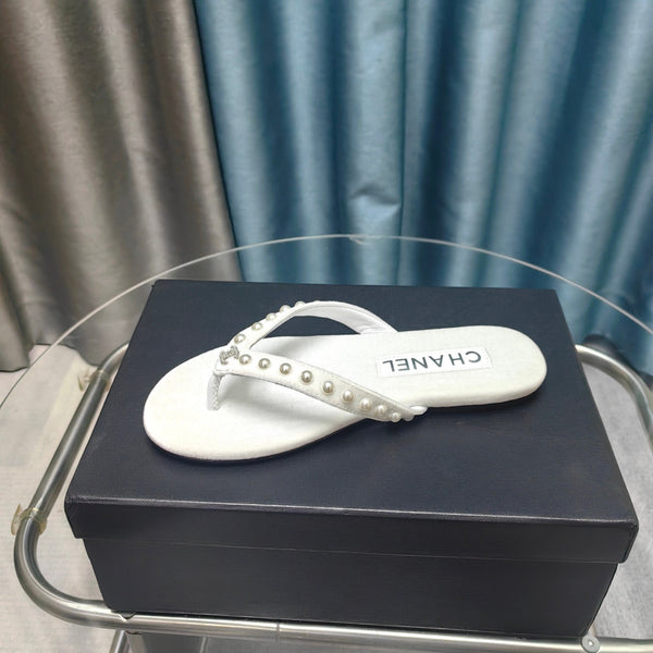 CC Perizoma in velluto bianco perla