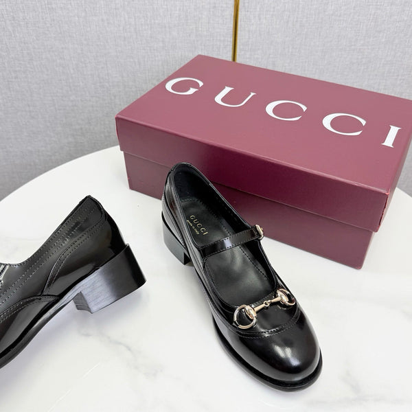 GG 26s Horsebit Loafers Black Glossy Leather 639924