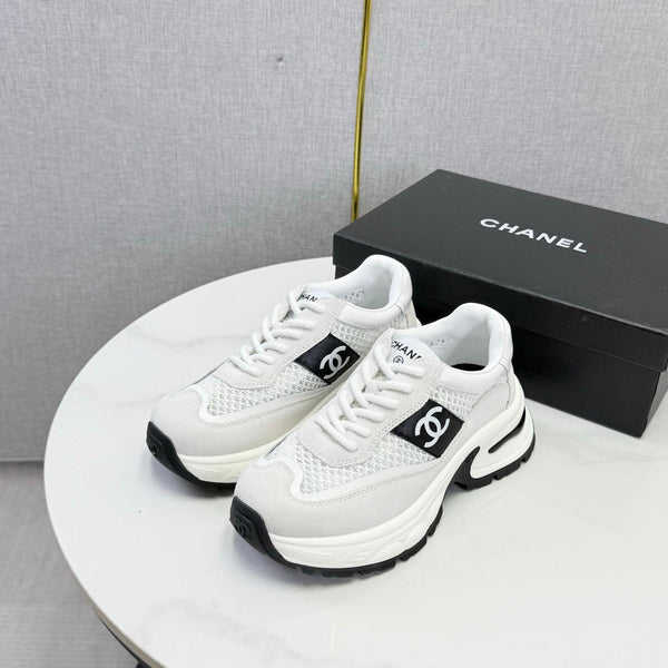 CC 26s Runners Sneakers White Mesh Suede Suede