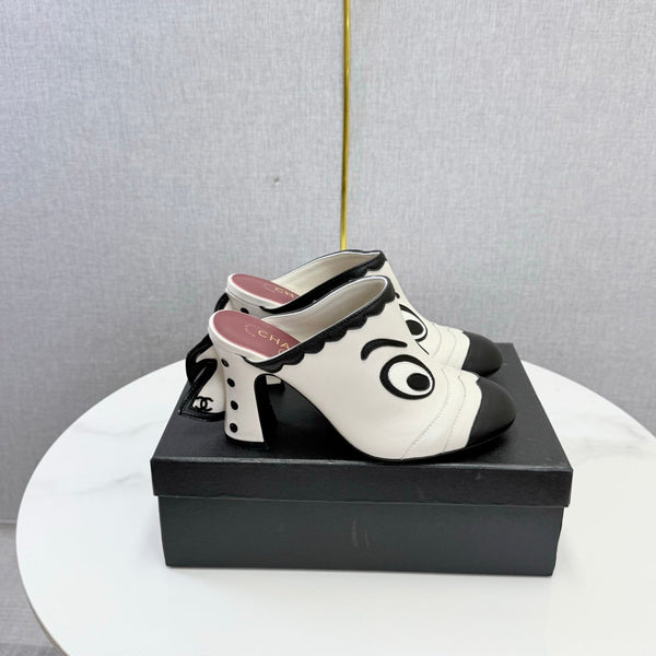 CC 2026 Mule 95mm White and Black Lambskin 904537