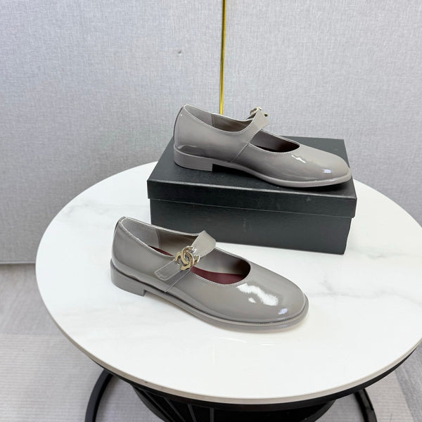 CC 26s Mary Jane Flats Grey Patent Leather 904493