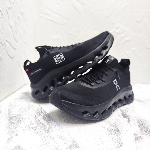 SNEAKER CLOUDTILT IN POLIESTERE RICICLATO NERO