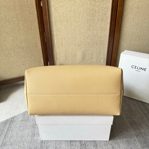 CL Doctor's Pouch 35cm Beige Calfskin 288924