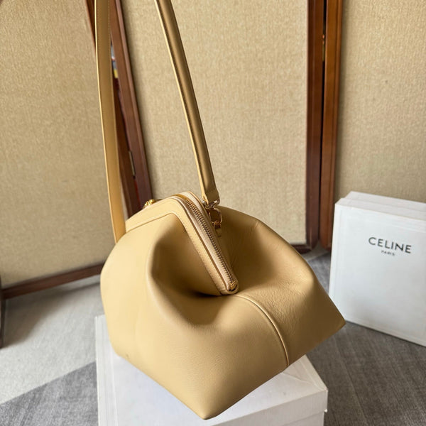 CL Doctor's Pouch 35cm Beige Calfskin 288924