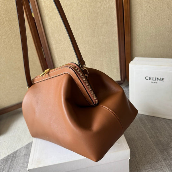 CL Doctor's Pouch 35cm Brown Calfskin 288928