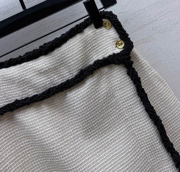 CC Skirt White & Black Tweed 398065