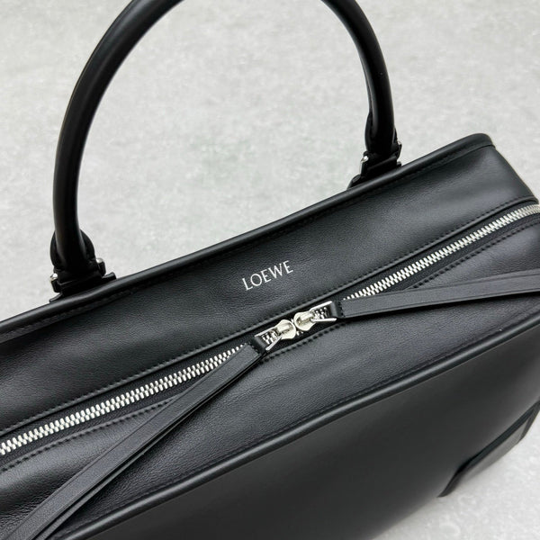 Loewe Large Amazona 180 Bag 35cm Black Calfskin