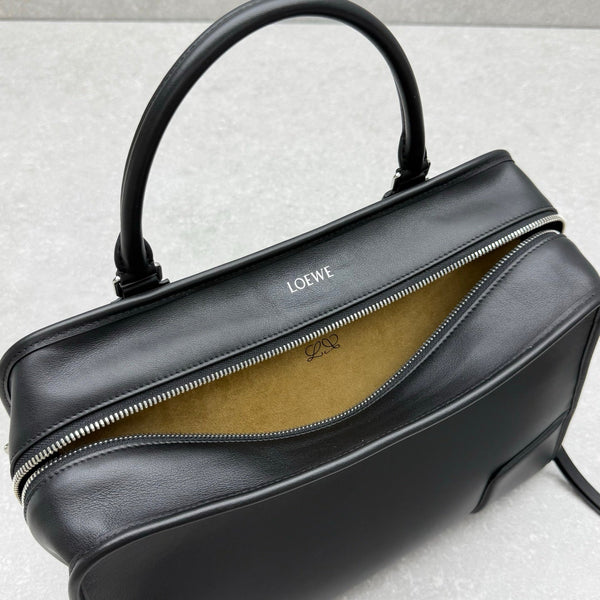 Loewe Large Amazona 180 Bag 35cm Black Calfskin