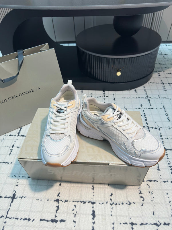 LIGHTSTAR SNEAKERS WITH WHITE CALFSKIN AND MESH UPPER AND WHITE STAR