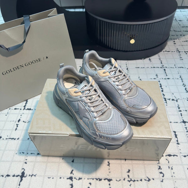 LIGHTSTAR CON TOMAIA IN VITELLO GRIGIO E MESH E STELLA GRIGIA