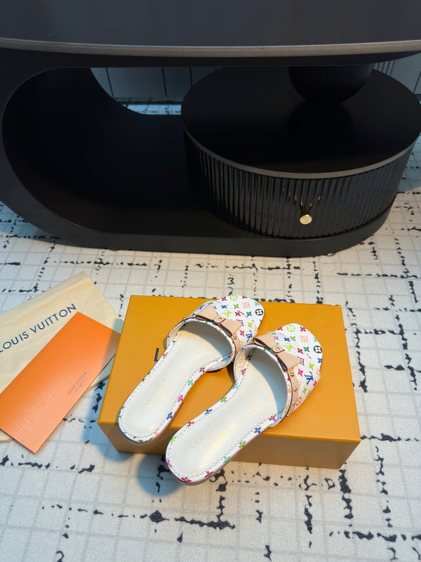 LV LV x TM 6AM Flat Mule Bianco con Monogramma Multicolore Pelle 218910