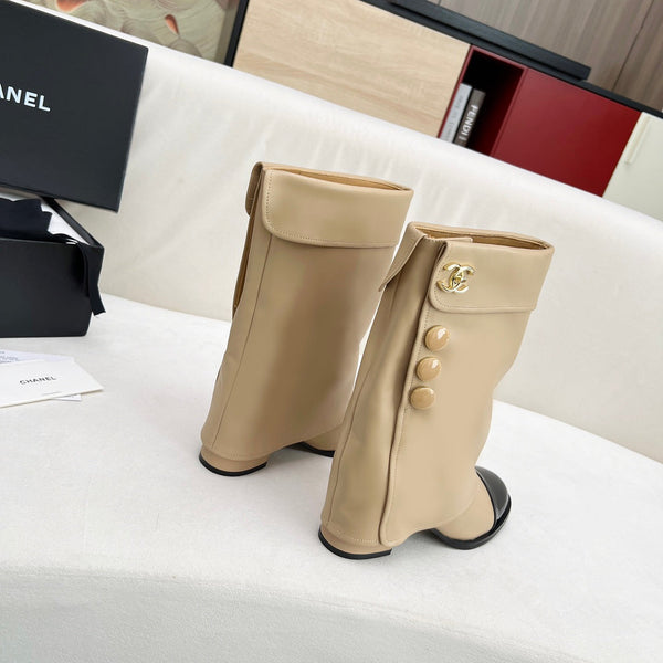 STIVALI CC CORTI 55 MM IN PELLE DI AGNELLO BEIGE CREMA CON FERRAMENTA ORO