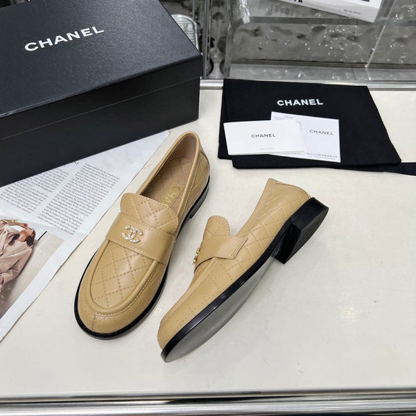 CC 25 Loafer Beige Cowhide 338670