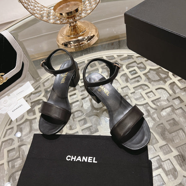 CC 25C 5CM Sandali con tacco medio in pelle italiana nera 213315