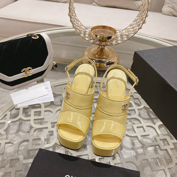 sandals yellow patent crumpled lambskin