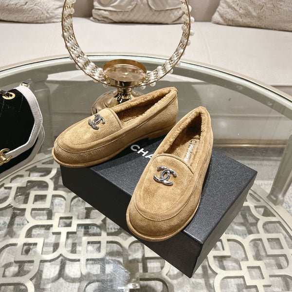 CC 25A Loafer Beige Sherpa Suede