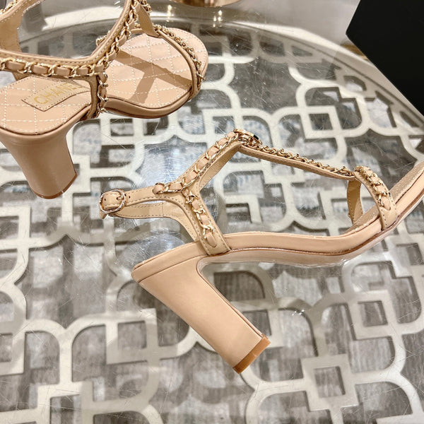 CC 26s Chain T-Strap Charm Sandals 8.5cm Beige Lambskin 736118