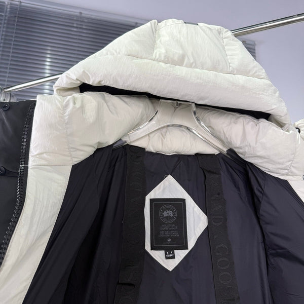 C. Goose Jacket White Polyester 0046