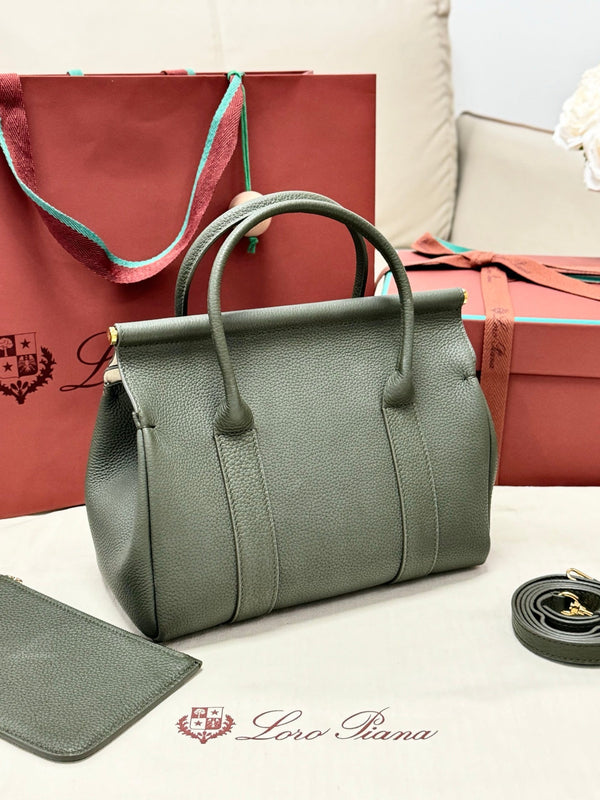 LP Loom L25 Ribbon Green Calfskin 282202