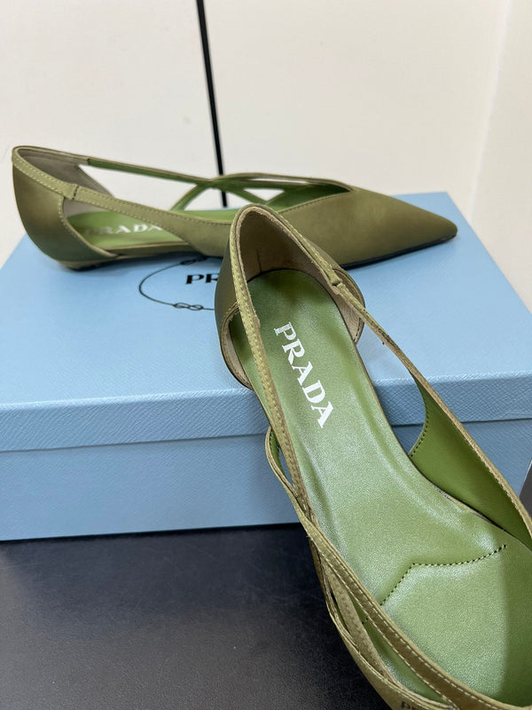 BALLERINE CON TAGLI IN RASO VERDE OLIVA