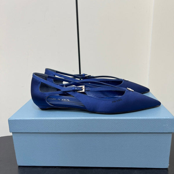 BALLERINA CON TAGLI IN RASO BLU NAVY CON FIBBIA DI PERLINE