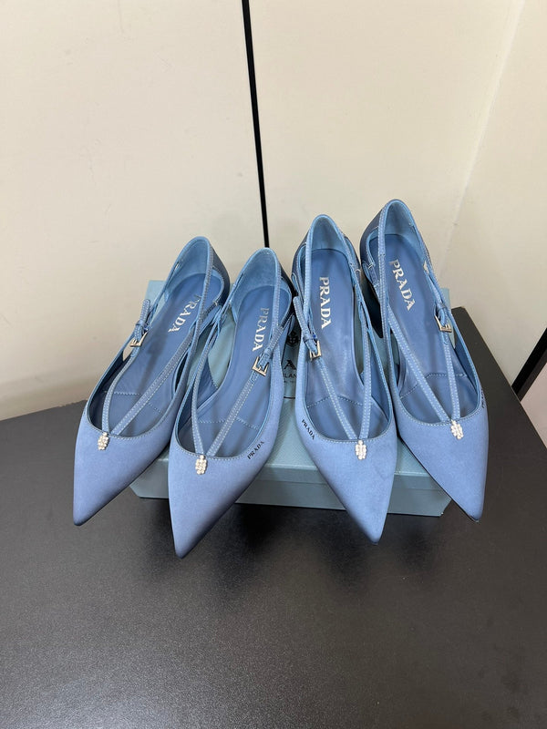 BALLERINA CON TAGLI IN RASO BLU PERANO CON FIBBIA CON PERLINE