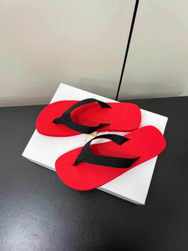 The Row Dune Flatform Thong Sandal In Dark Red Rubber And Black Canvas 340026