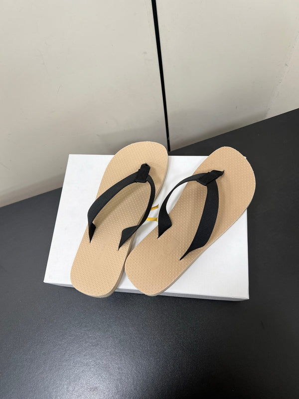 The Row Dune Flatform Thong Sandal In Beige Rubber And Black Canvas 340027