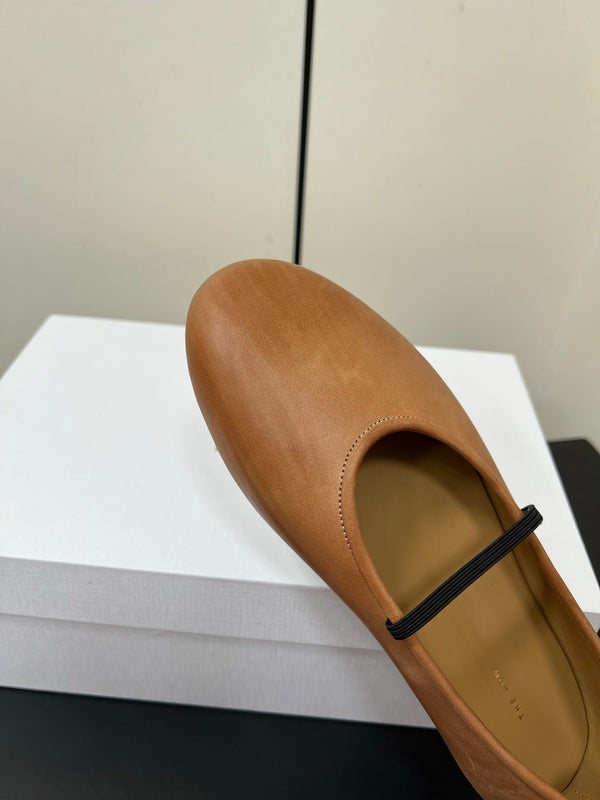 The Row Elastic Ballet Slipper In Gold Calfskin 340035