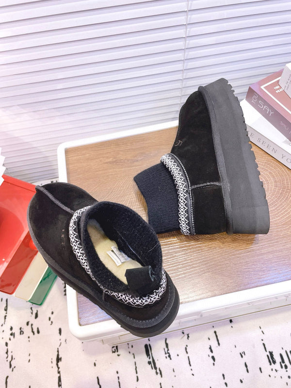 UGG Tazz Platform Boots Black Frabic Suede 512865