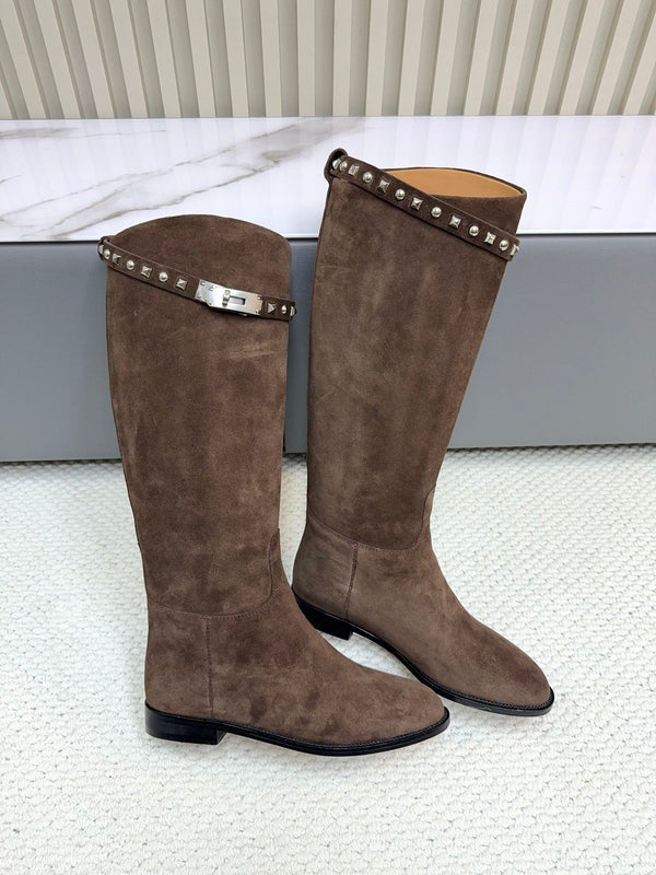 HM 25ss Kelly Buckle Riding Boots Dark Brown Suede 576118