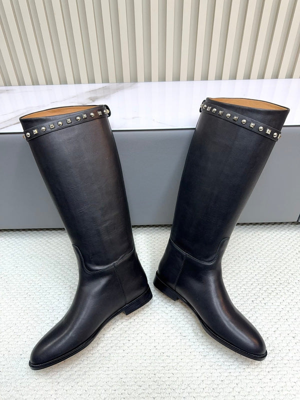 HM 25ss Bottes d'équitation Kelly Buckle en cuir de vachette noir 576121