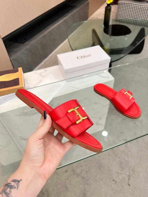 CHLOÉ HLOE MARCIE SLIDE IN CHERRY RED CALFSKIN WITH GOLD HARDWARE