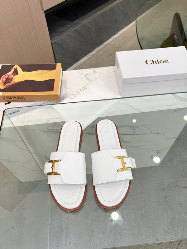 CHLOÉ HLOE MARCIE SLIDE IN WHITE CALFSKIN WITH GOLD HARDWARE